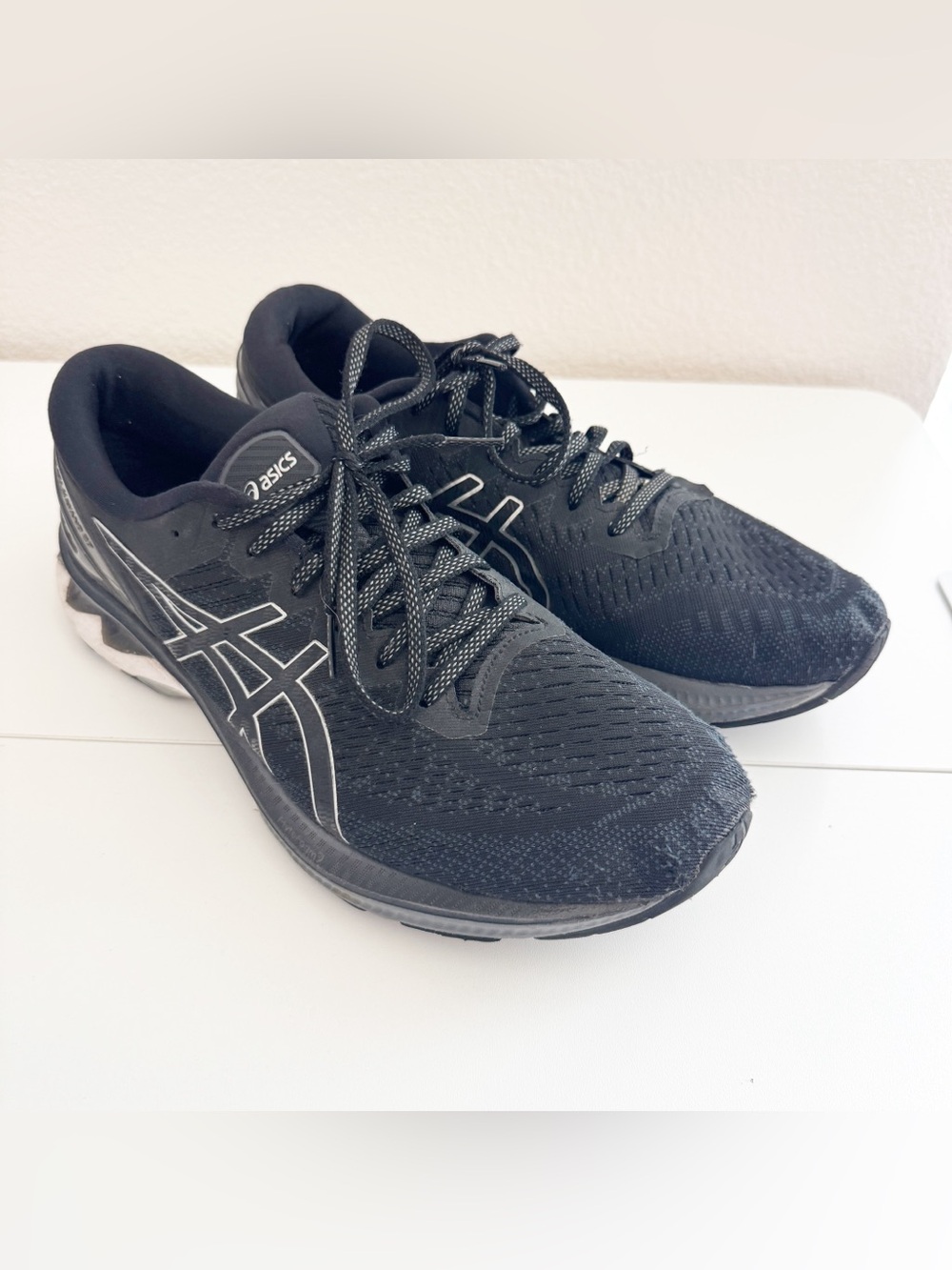 Asics Gel-Kayano 27 Men's Running Shoe Black Size 10.5